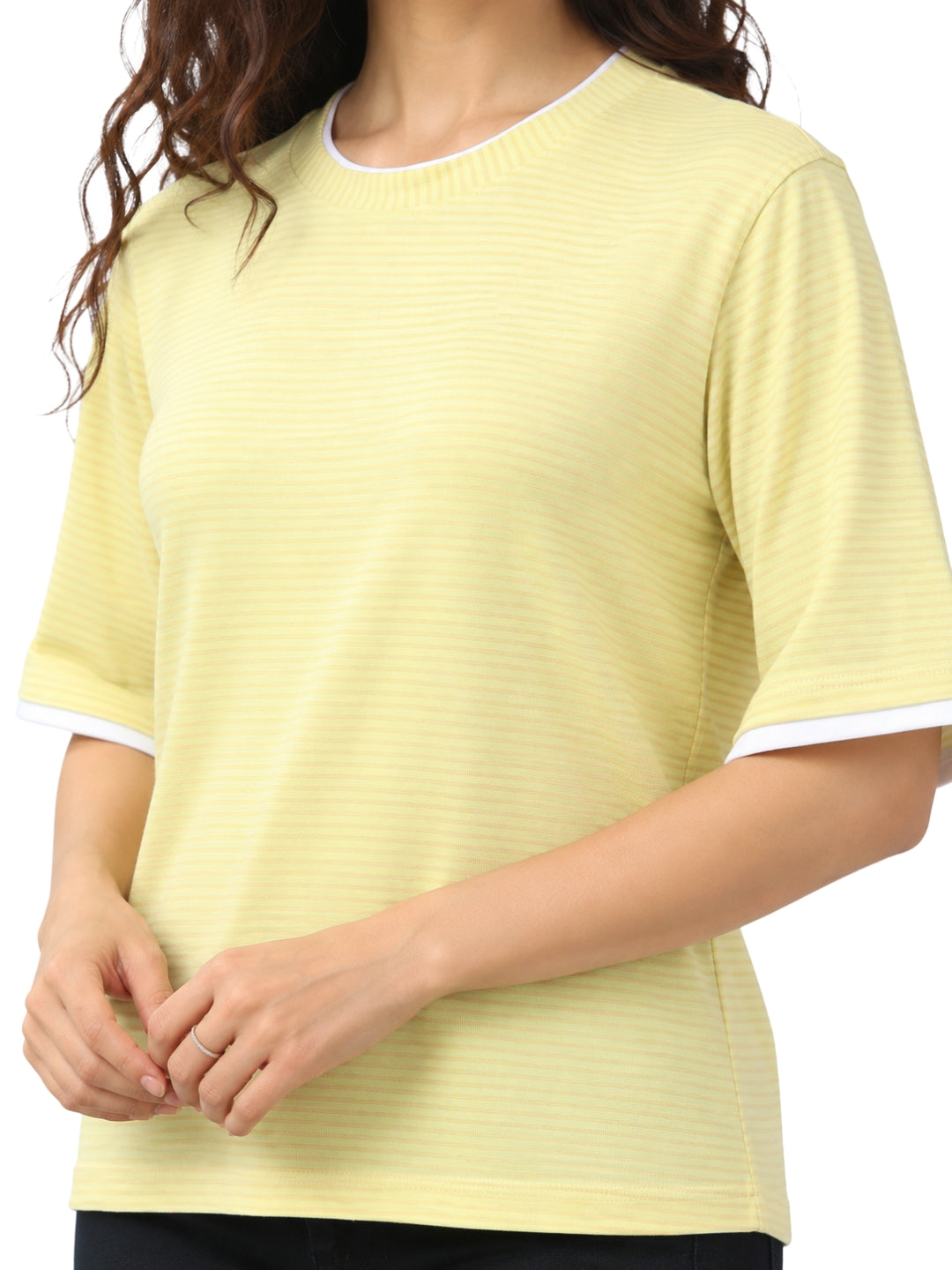 Living CO Women Light Yellow Cotton Oversized Half Sleeves Round Neck Stitched Jersey T-Shirt